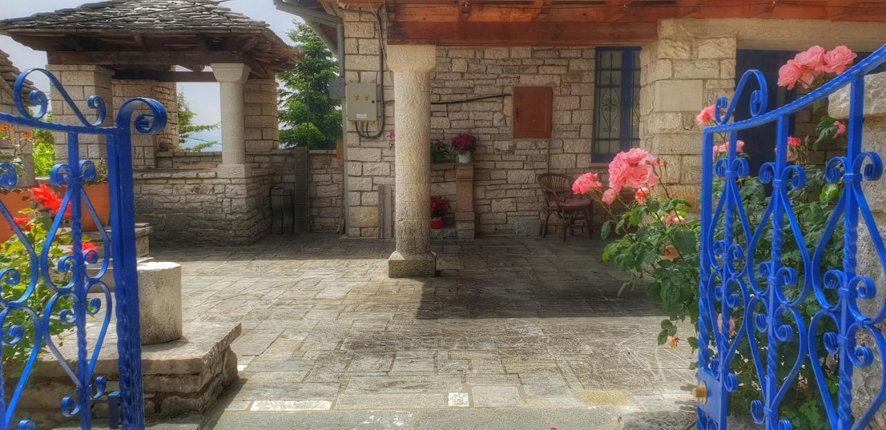 דירות מונודנדרי Archontiko Zarkada מראה חיצוני תמונה